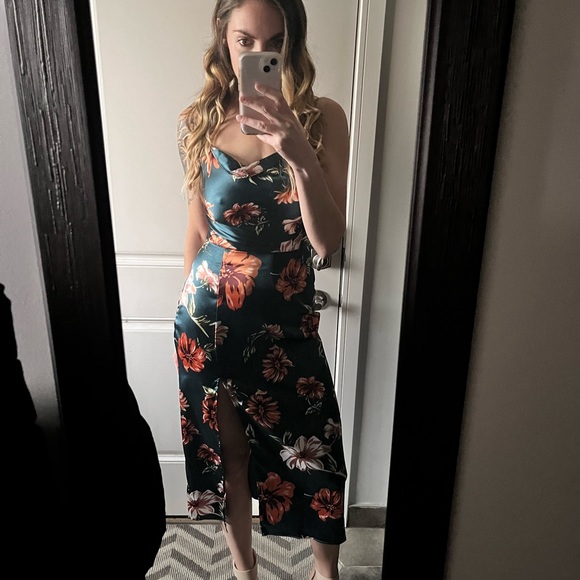 Meet your Posher, Jenna - Picture 2 of 6